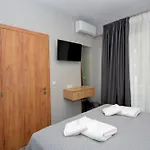 Ξενοδοχείο με διαμερίσματα Mavili Luxury