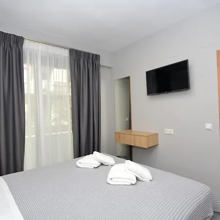 شقة فندقية Mavili Luxury 4*