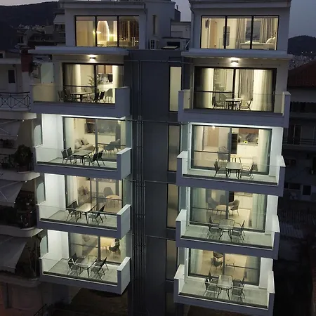 Mavili Luxury شقة فندقية 4*